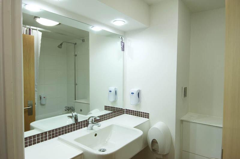 Premier Inn London Elstree / Μπόρχαμγουντ Εξωτερικό φωτογραφία
