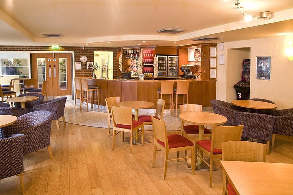 Premier Inn London Elstree / Μπόρχαμγουντ Εξωτερικό φωτογραφία